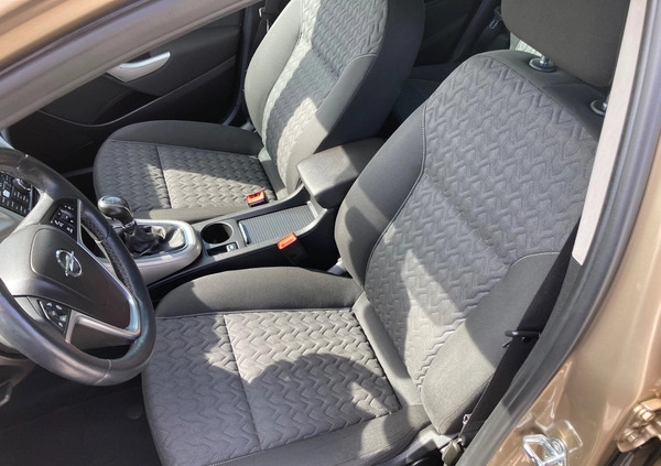 Opel Astra cena 25900 przebieg: 160000, rok produkcji 2013 z Jarocin małe 466